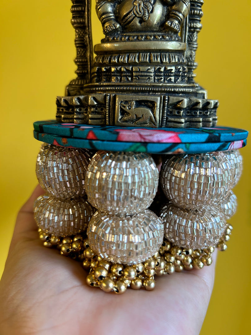 Mini Dangler Platter: OG Inflorescence Divine Pichwai (4 inches)