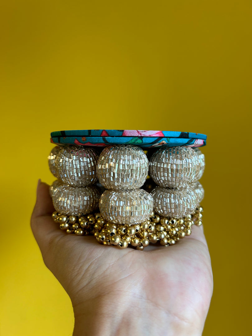 Mini Dangler Platter: OG Inflorescence Divine Pichwai (4 inches)