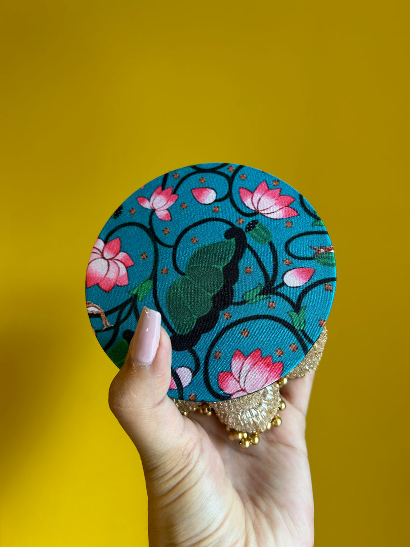 Mini Dangler Platter: OG Inflorescence Divine Pichwai (4 inches)