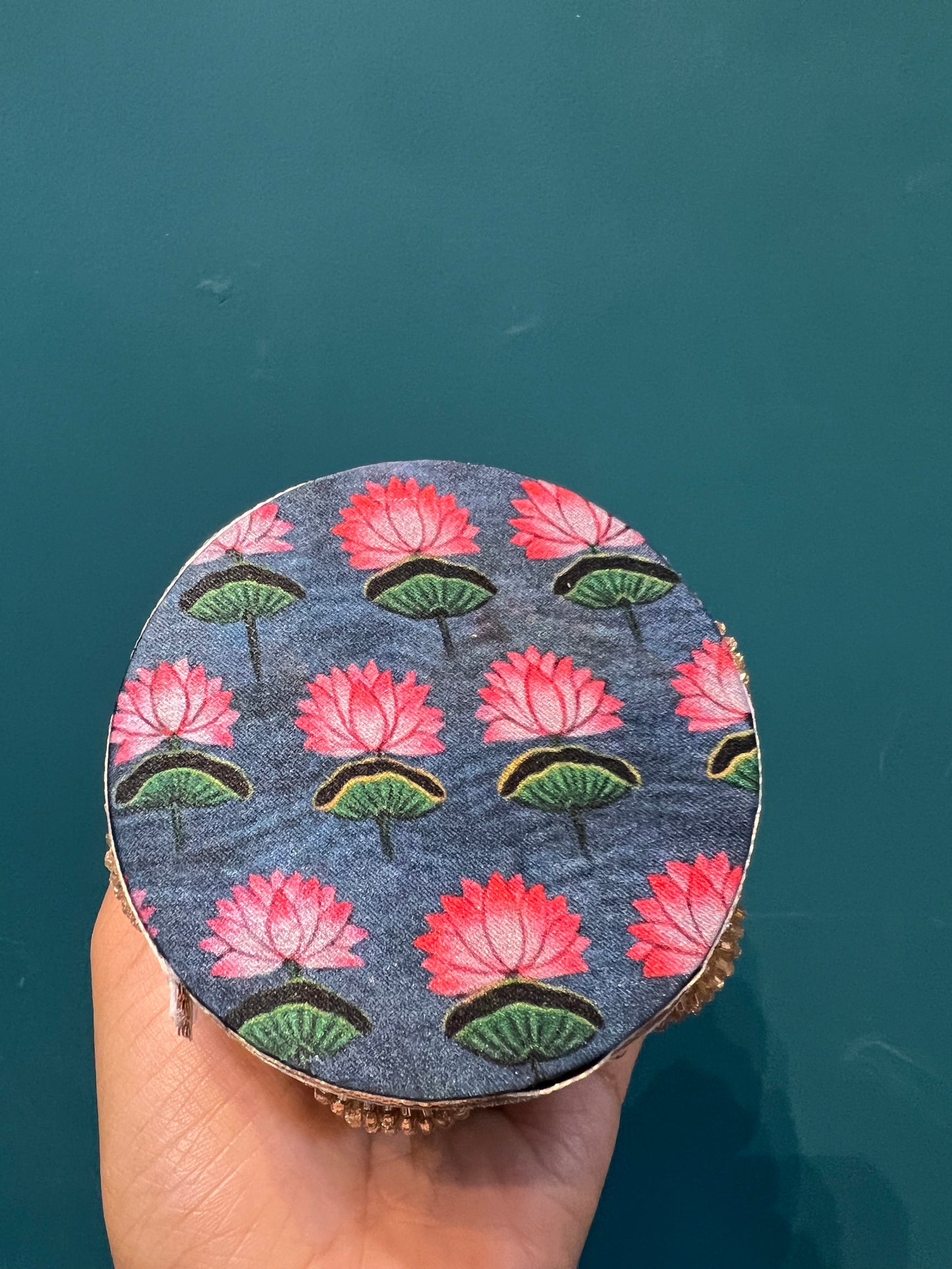 Miniest of the MINI Dangler Platter: 3 inches in Idiosyncratic Divine Pichwai