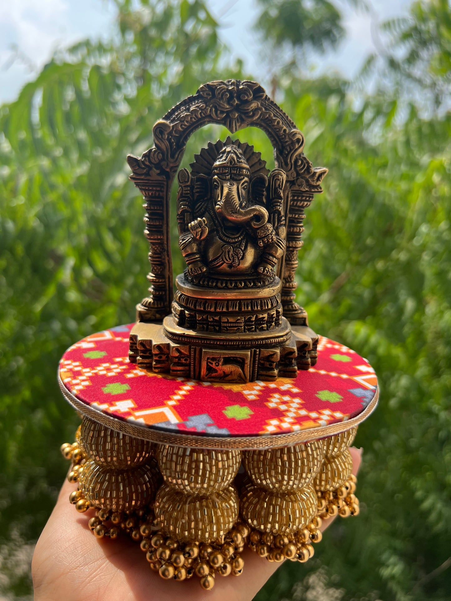 Maroon Navratna Patola 5 inches Dangler Platter