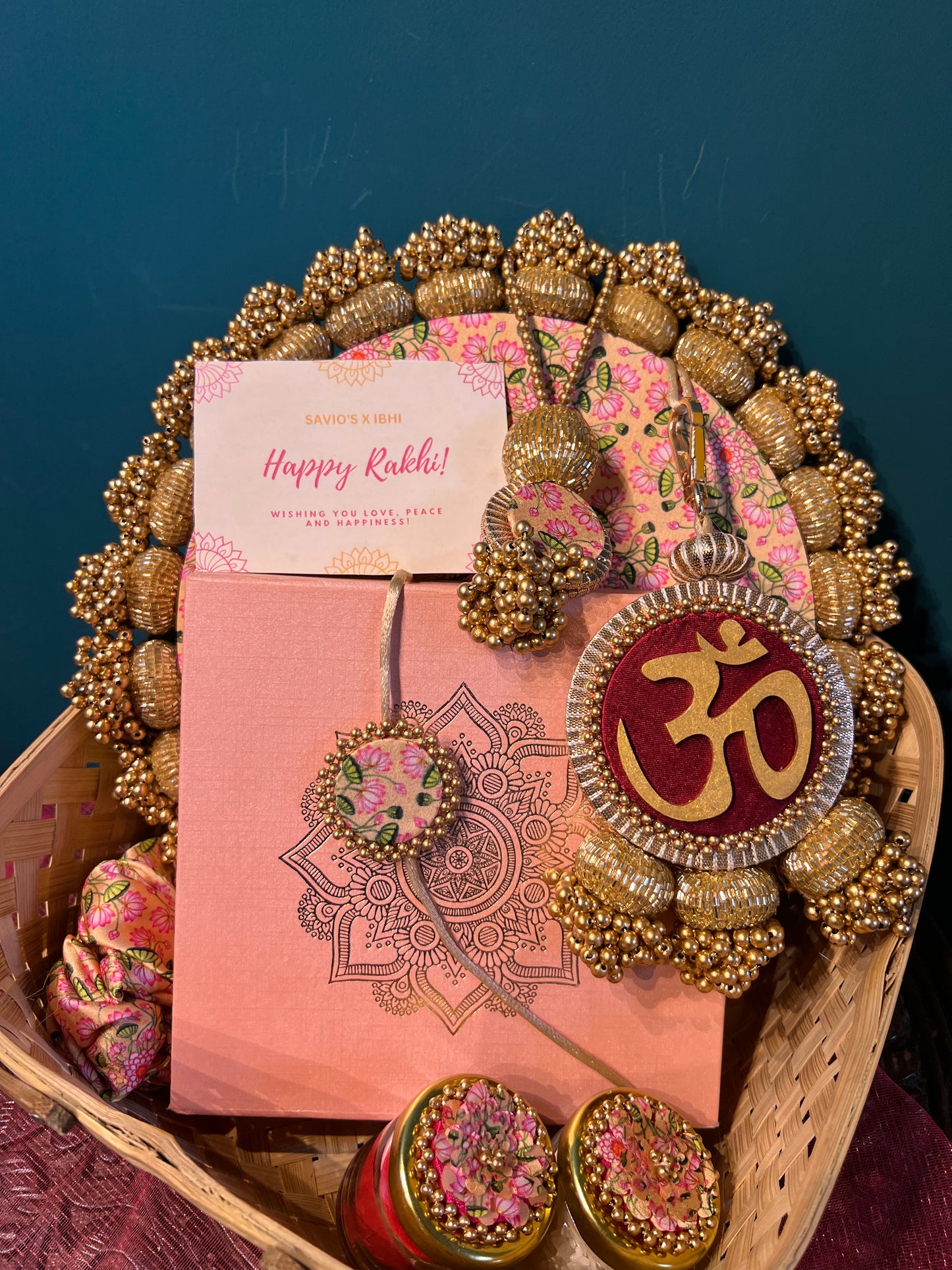 Pinky Cutie Rakhi Hamper