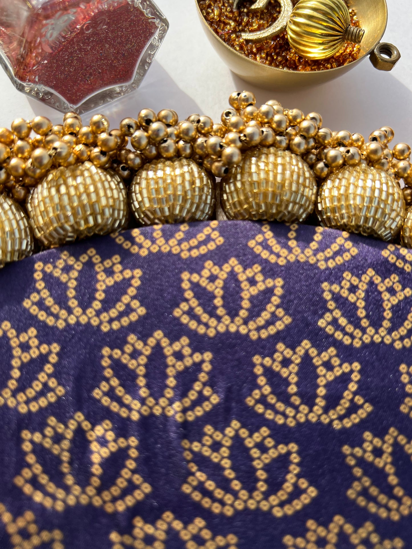 Blossom Ganesh Pallet: Solid Maroon + Kamal Bandhej