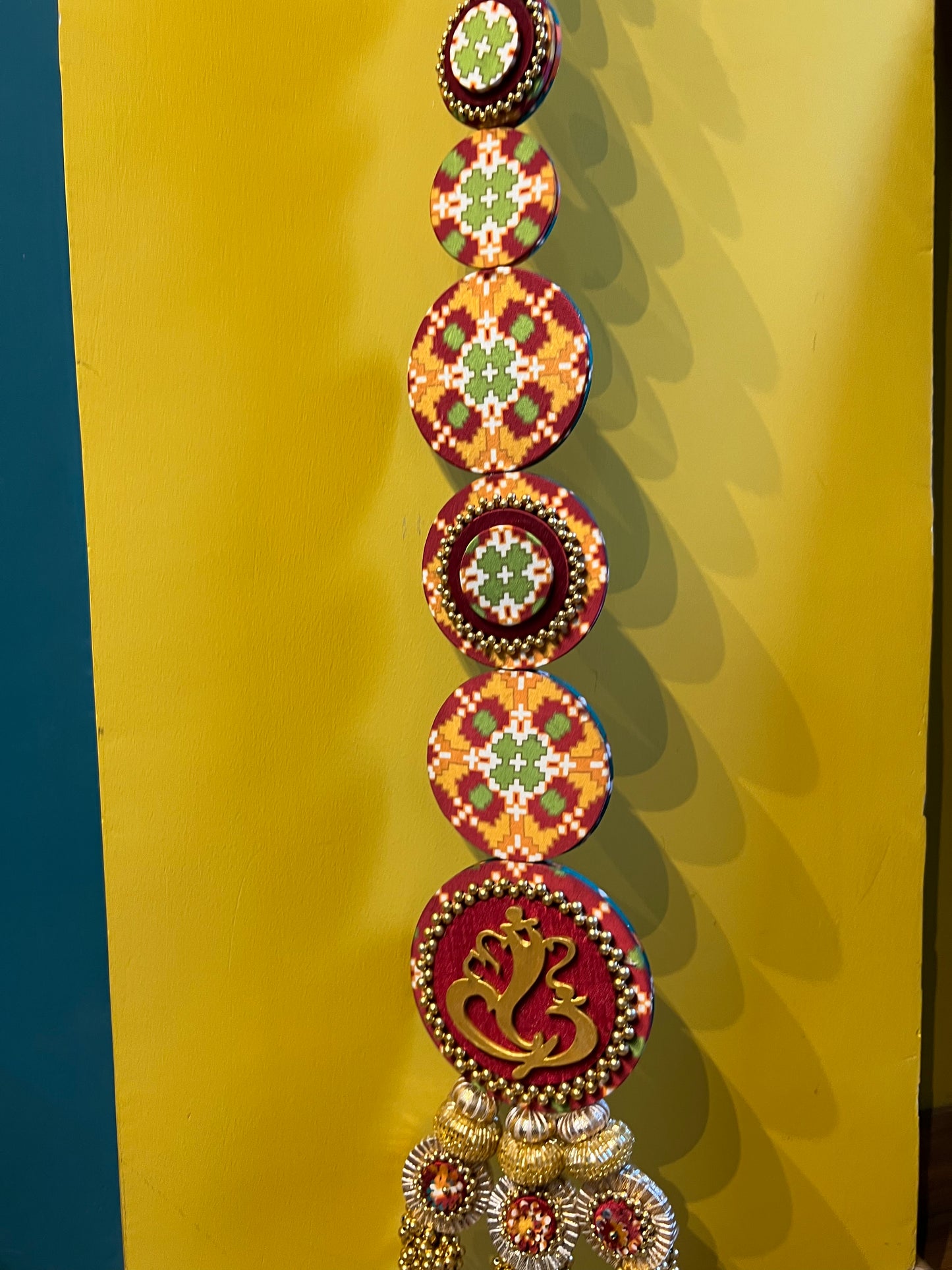 Dangler Ganesh Hanging: Bottle Green & Maroon Navratna Patola