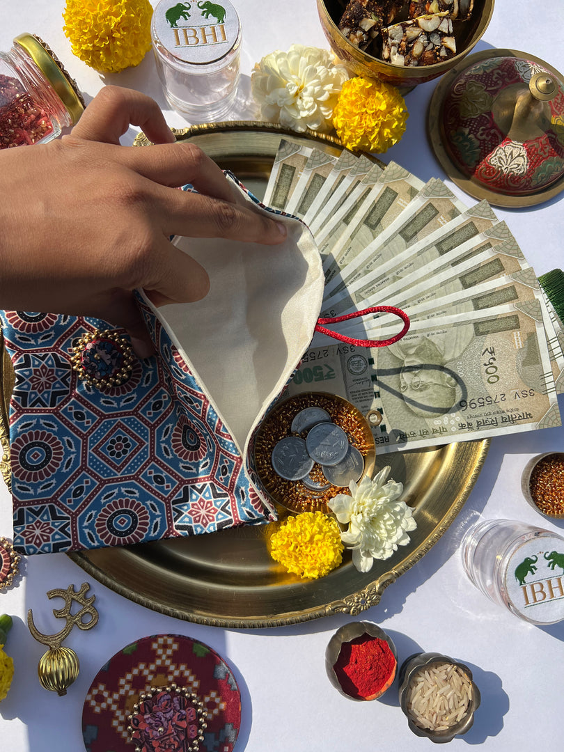 Pink Colloquial Divine Pichwai Shagun Envelope