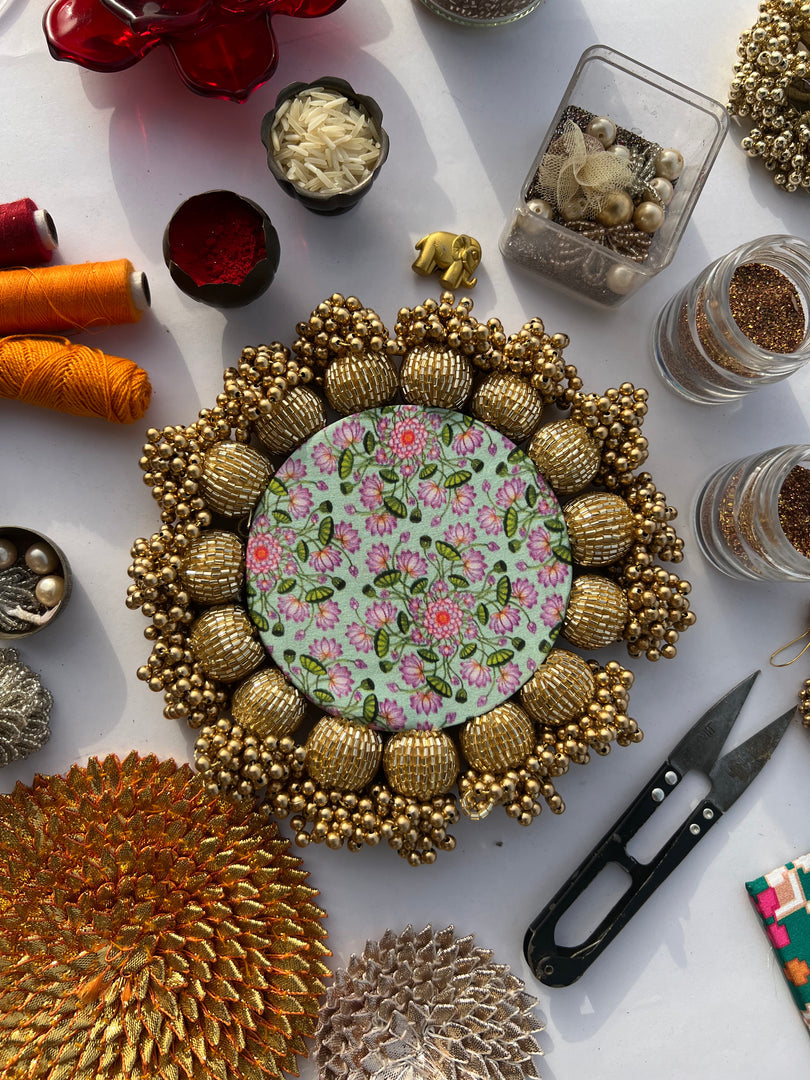 SPHERICAL GANESH PALLET: Bottle Green Navratna Patola + Vermillion Congruous Divine Pichwai