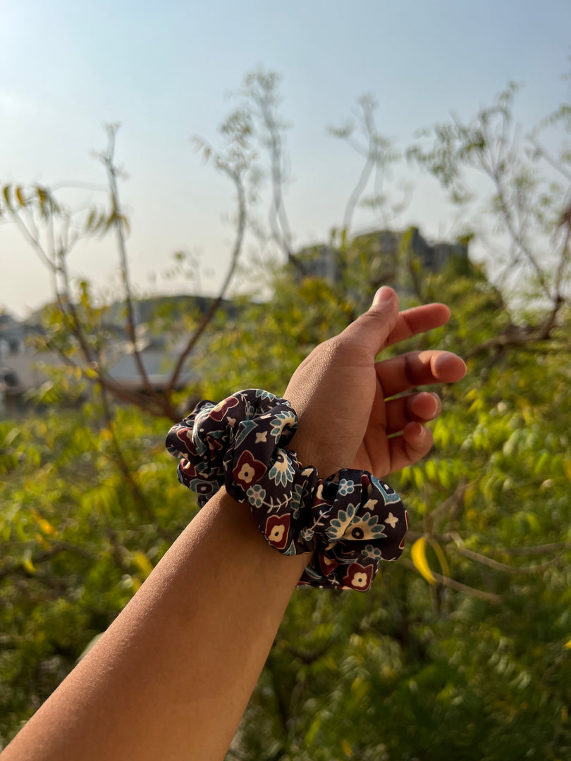 Turkish Hues Intense Ajrakh Scrunchie