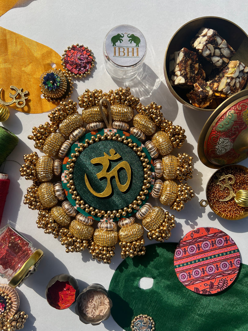 Chaandbali OM Pallet: OG Inflorescence Divine Pichwai + Maroon Navratna Patola