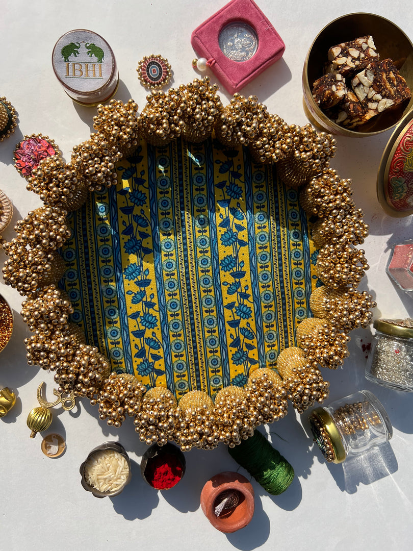 Golden Yellow Navratna Patola Dangler Platter (Medium)