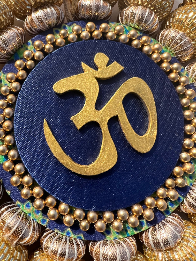 Chaandbali OM Pallet: OG Inflorescence Divine Pichwai + Maroon Navratna Patola