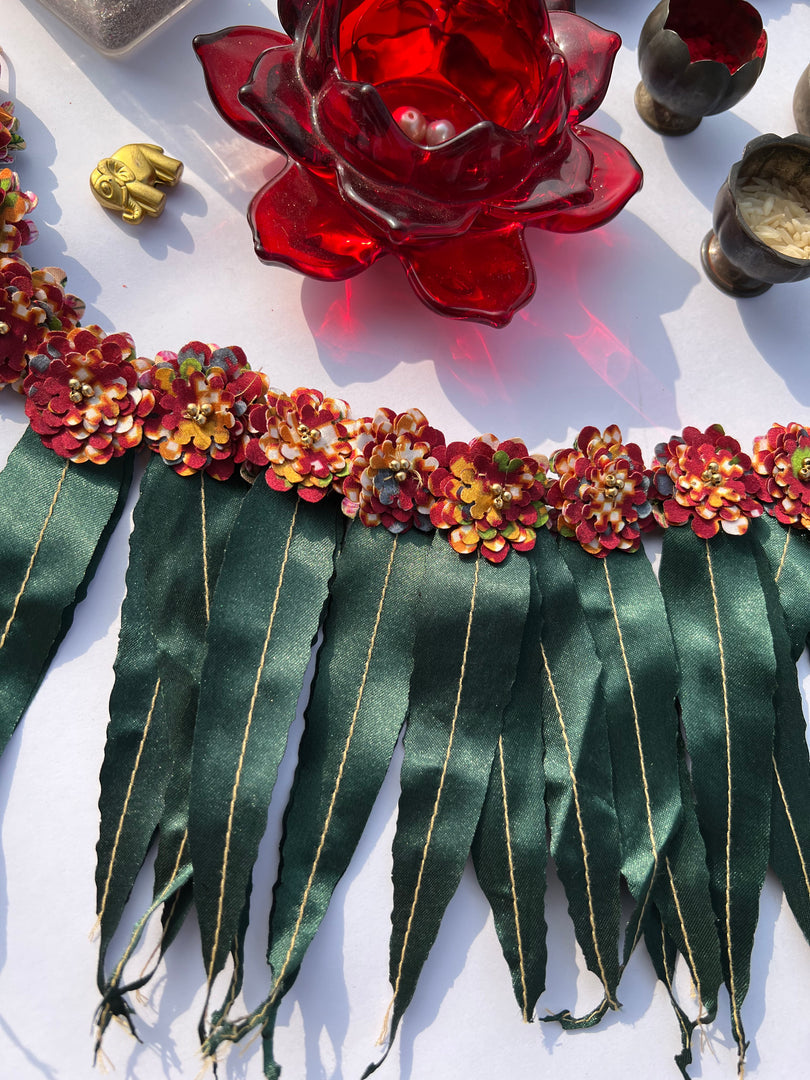 Mini Asopalav Tradition X Maroon & Pink Colloquial Divine Pichwai Toran: Two way (FLEXIBLE)