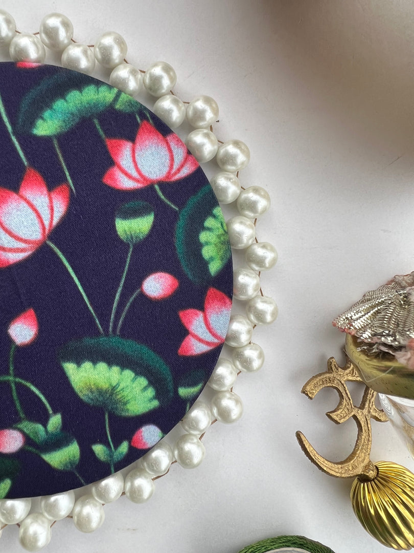 Pearl Beaded Pallet: Idiosyncratic Divine Pichwai