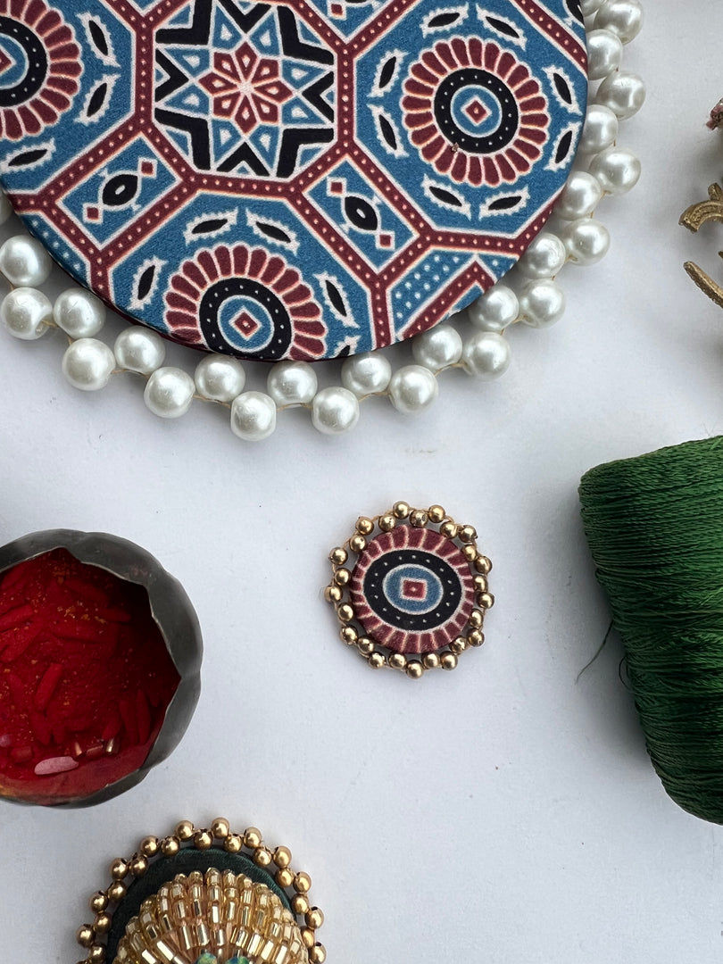 Pearl Beaded Pallet: Idiosyncratic Divine Pichwai