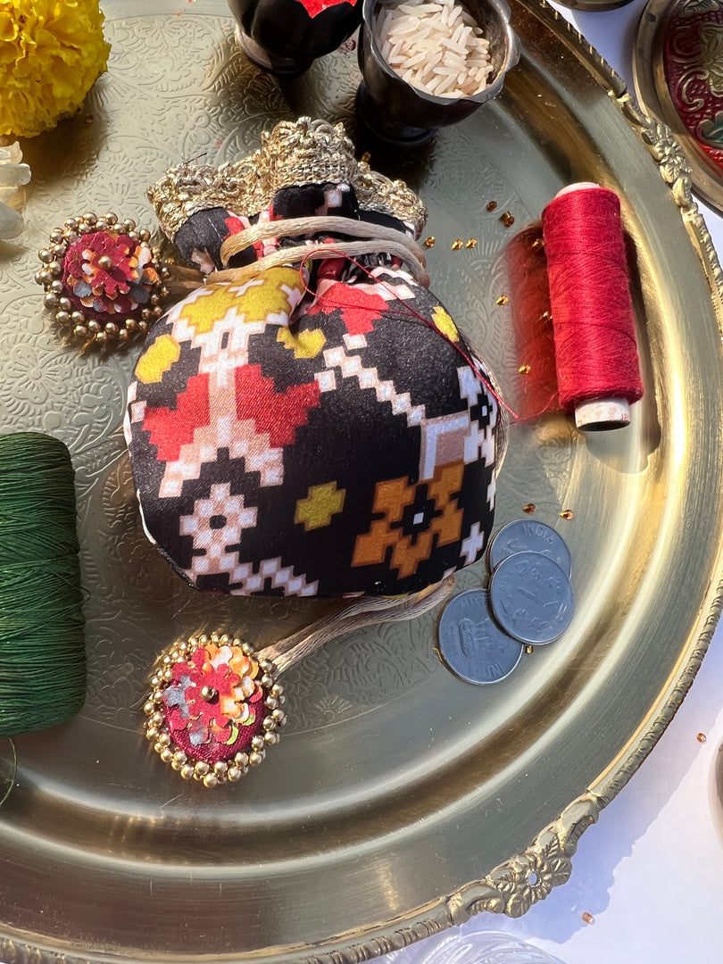 Idiosyncratic Divine Pichwai Little Potli- शगुन wali