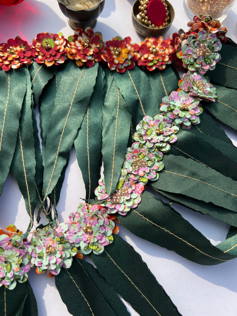 Mini Asopalav Tradition X Maroon & Pink Colloquial Divine Pichwai Toran: Two way (FLEXIBLE)
