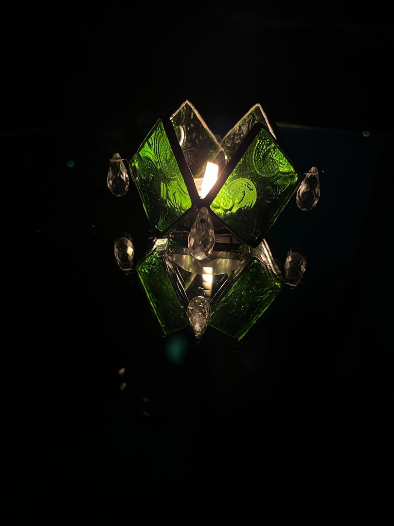 Rhombus Clear Glass Textured Diya