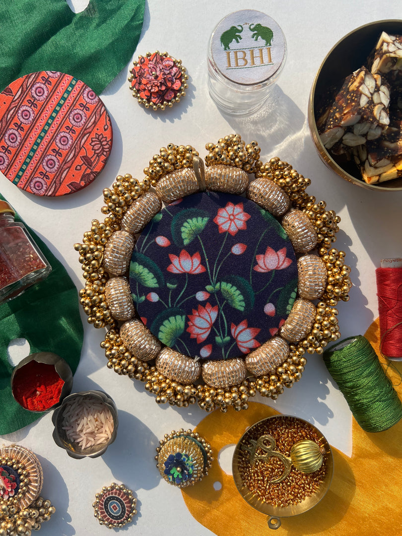 Diva Diya : Rosie Rani Bandhej + Bottle Green Hathi Popat Patola