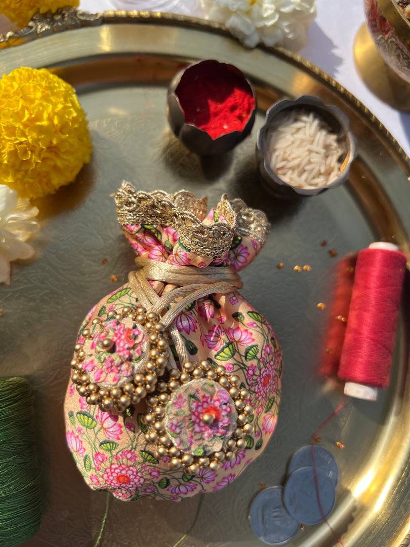 Idiosyncratic Divine Pichwai Little Potli- शगुन wali