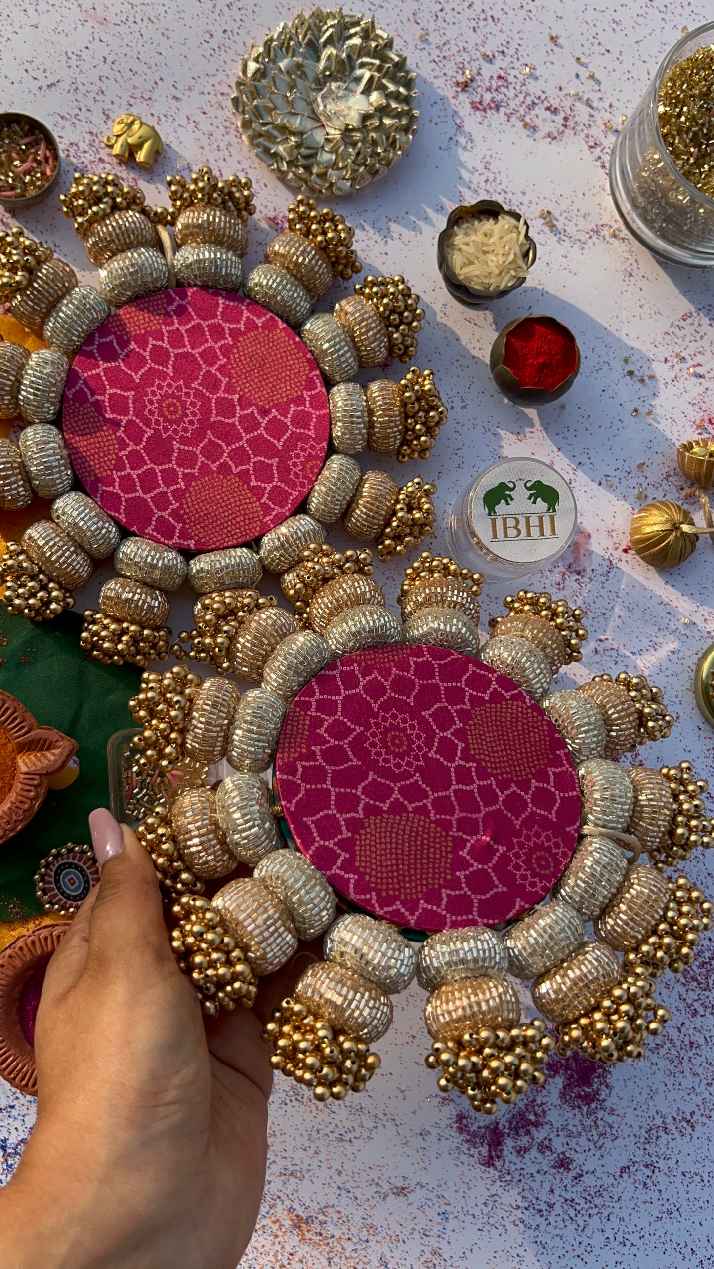 Chandbali combo : Bottle Green Navratna Patola + Rosie Rani Bandhej