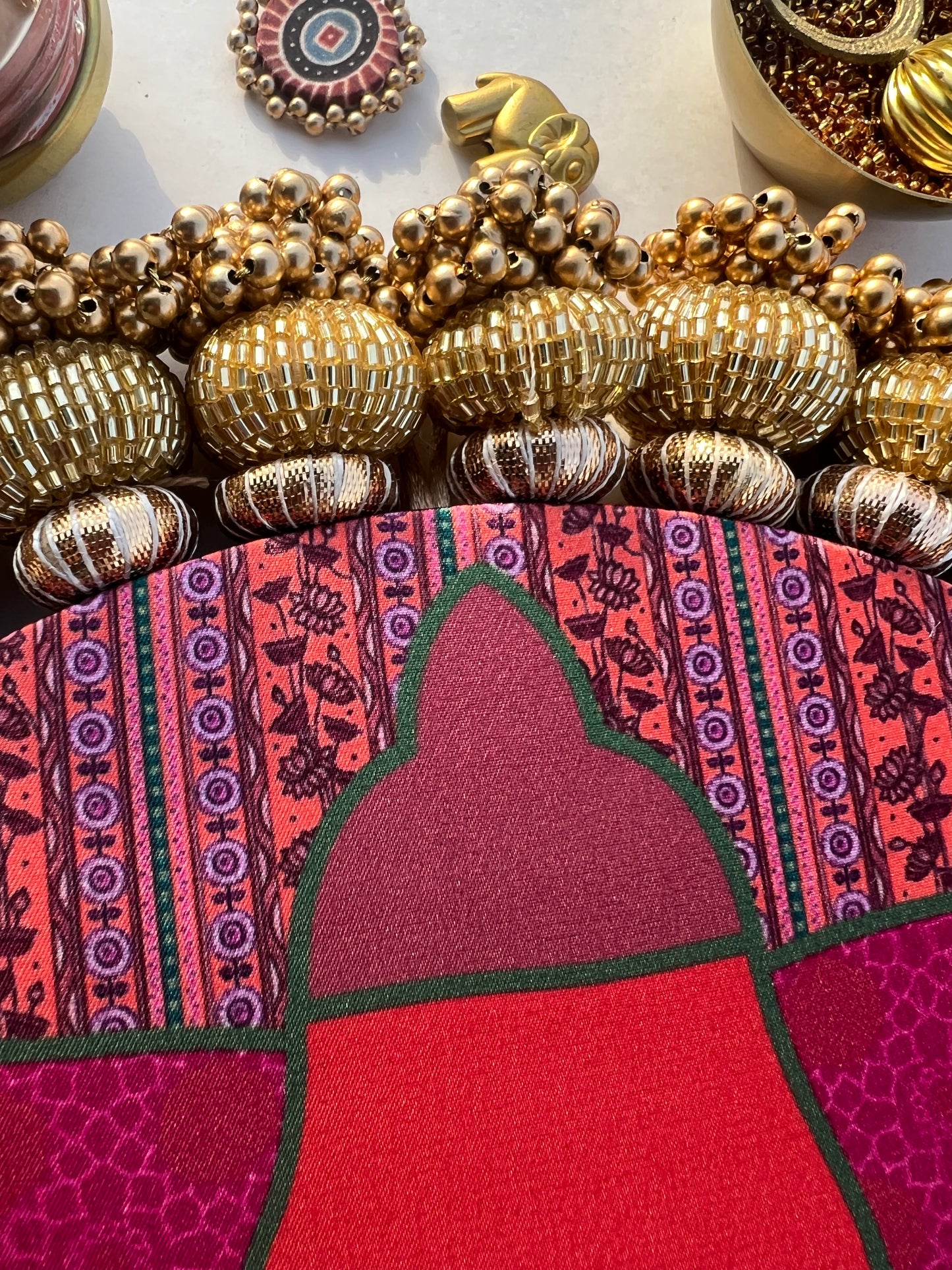 Chaandbali Ganesh Medley: Vermillion Pichwai + Kamal Bandhej