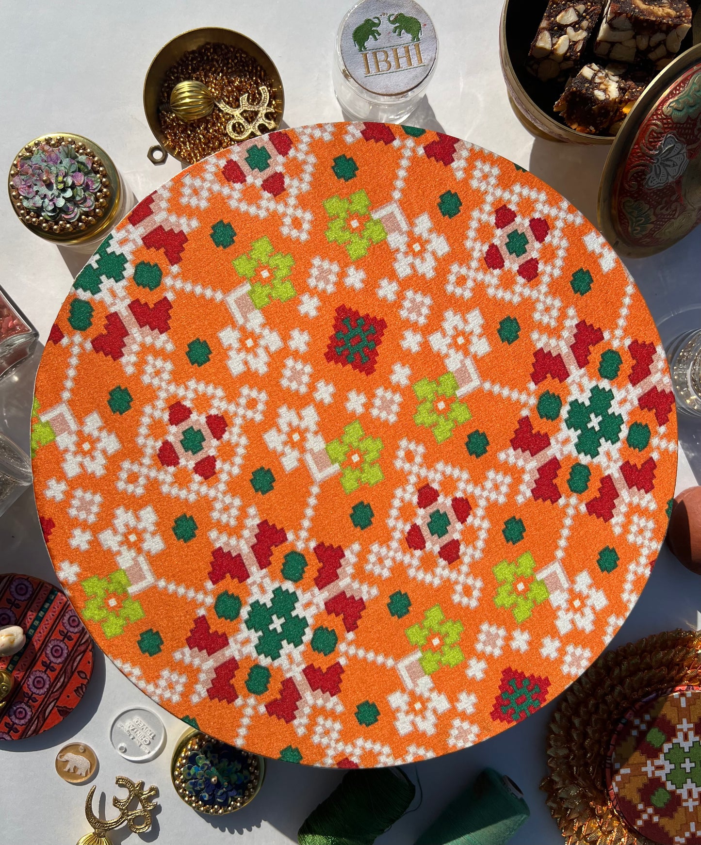 Golden Yellow Navratna Patola Dangler Platter (Medium)