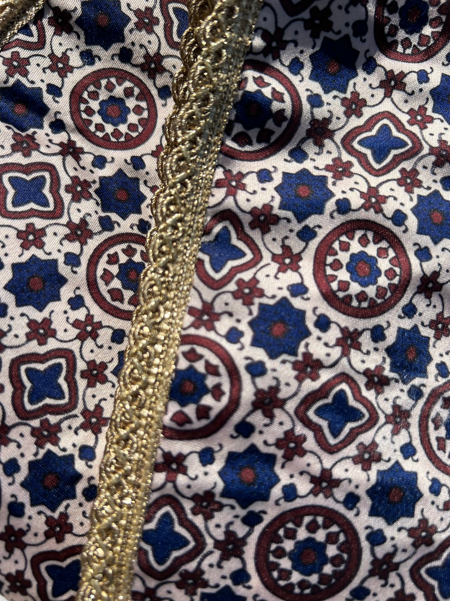 KHES : Royal Jaal Intense Ajrakh + Solid Navy Blue