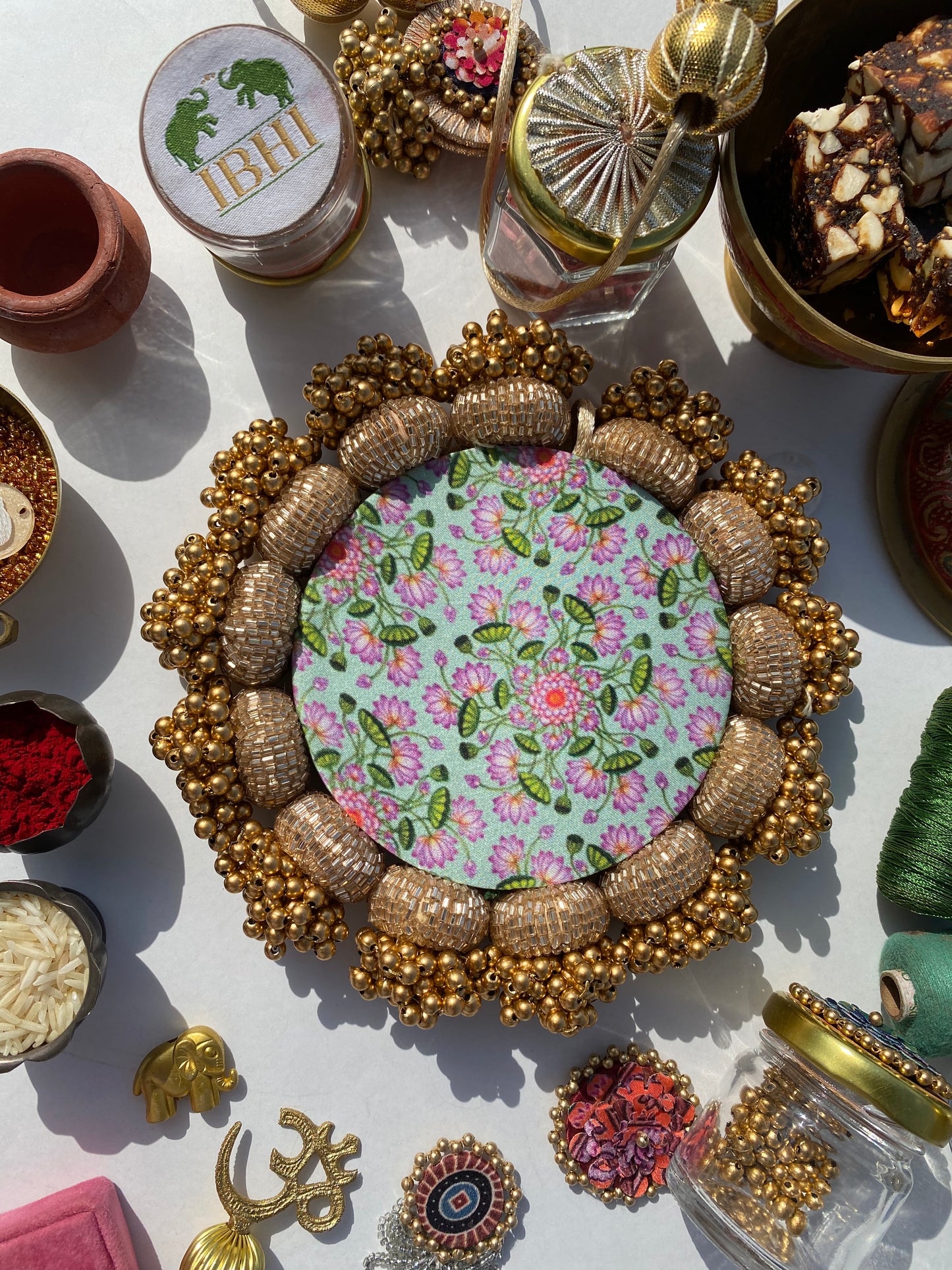 Mandala DIVA DIYA Pallet: Solid Pastel Pistachio + Pastel Pistachio Inflorescence Divine Pichwai