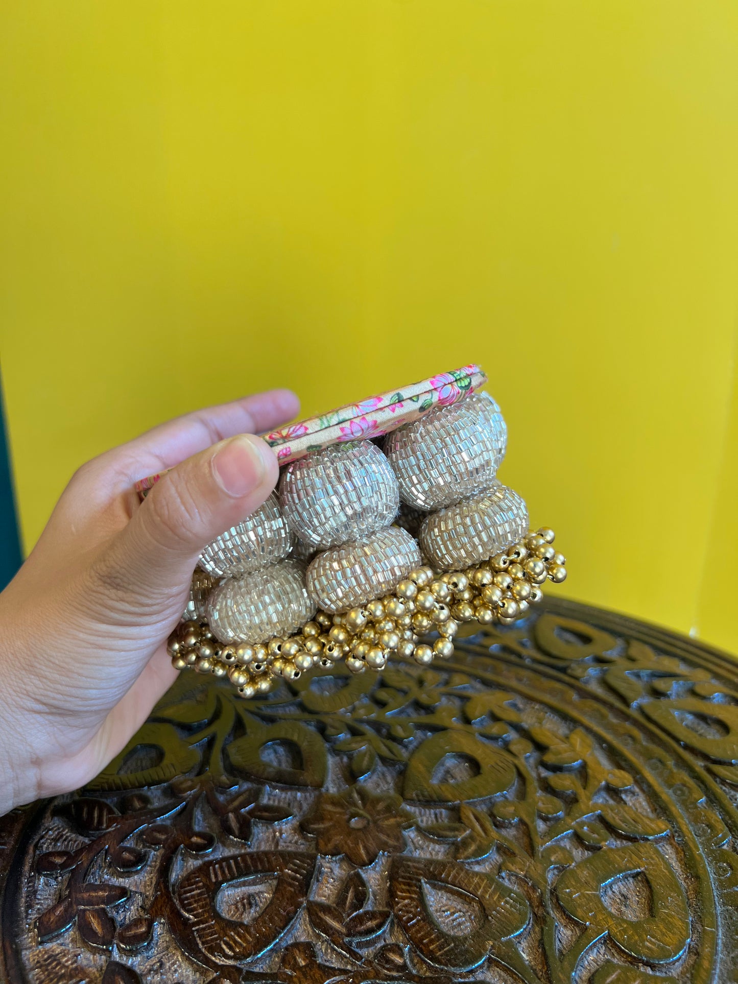 Mini Dangler Platter: OG Inflorescence Divine Pichwai (4 inches)