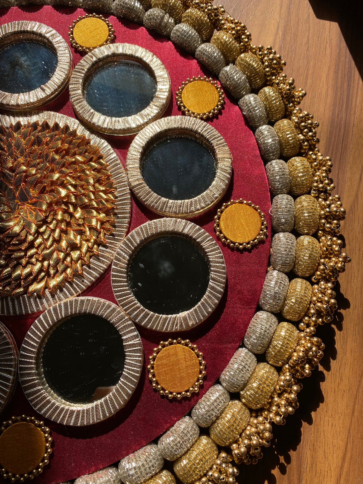 Aaina Rangoli