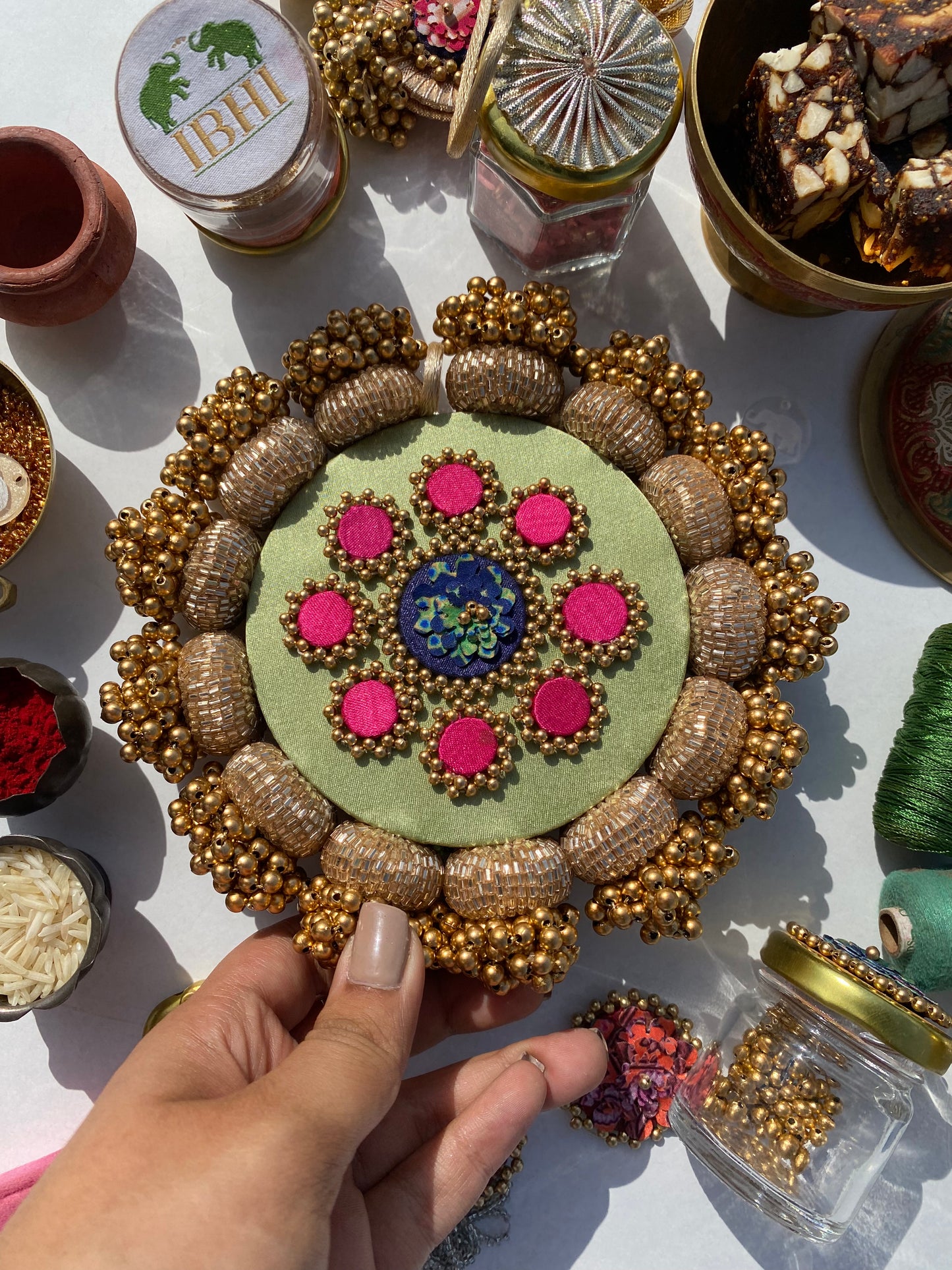 Mandala DIVA DIYA Pallet: Solid Pastel Pistachio + Pastel Pistachio Inflorescence Divine Pichwai