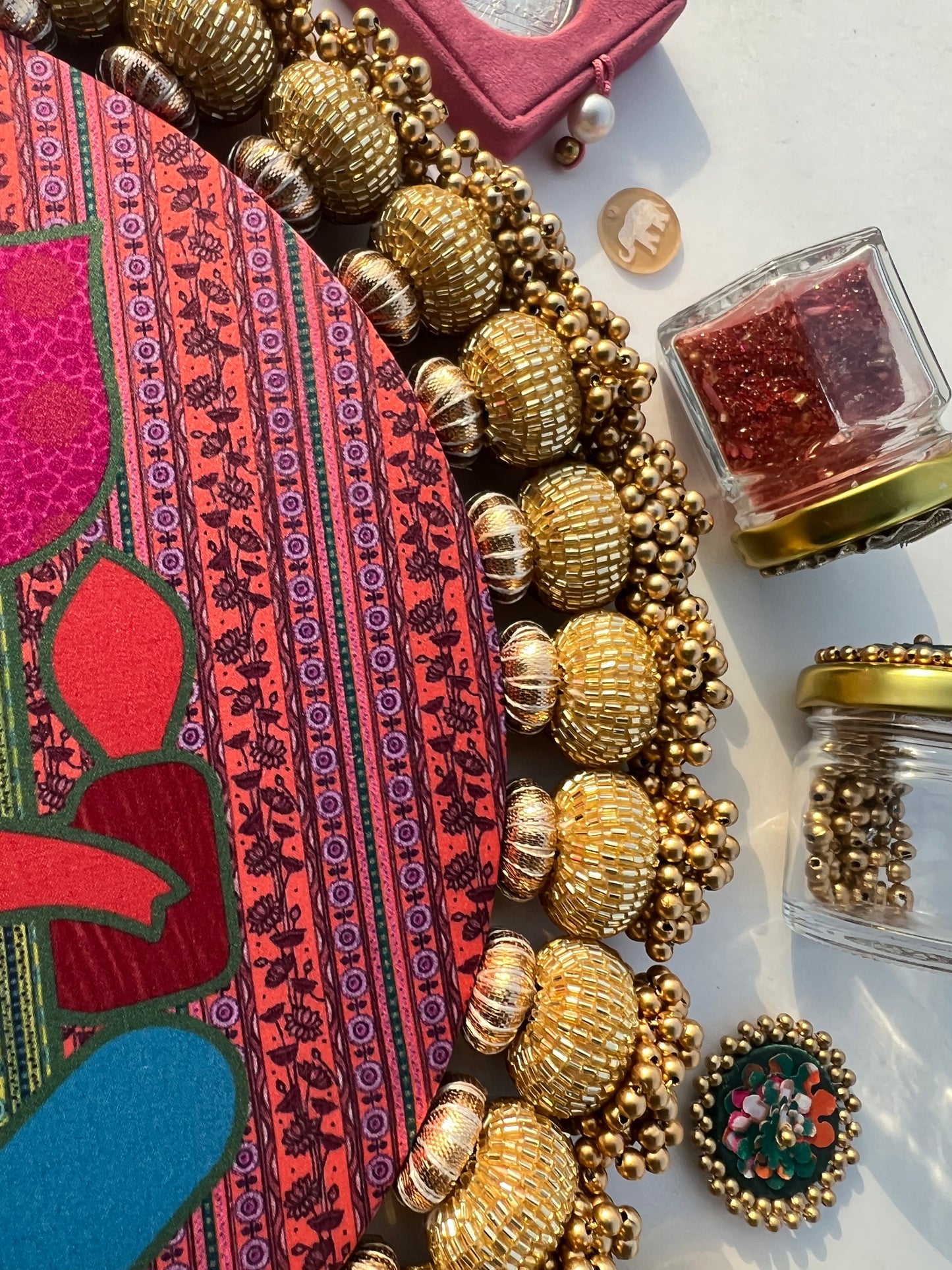 Chaandbali Ganesh Medley: Vermillion Pichwai + Kamal Bandhej