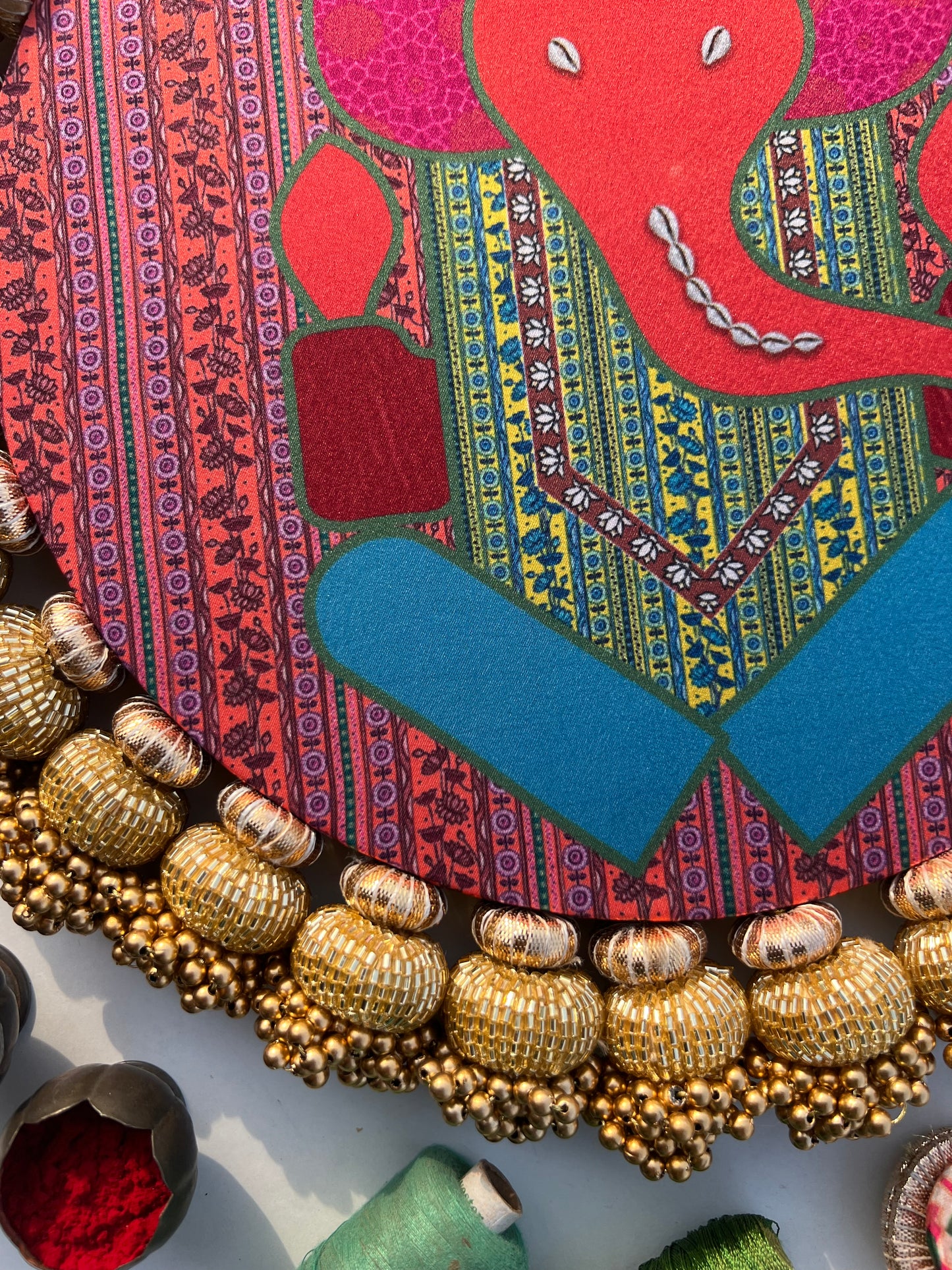 Chaandbali Ganesh Medley: Vermillion Pichwai + Kamal Bandhej