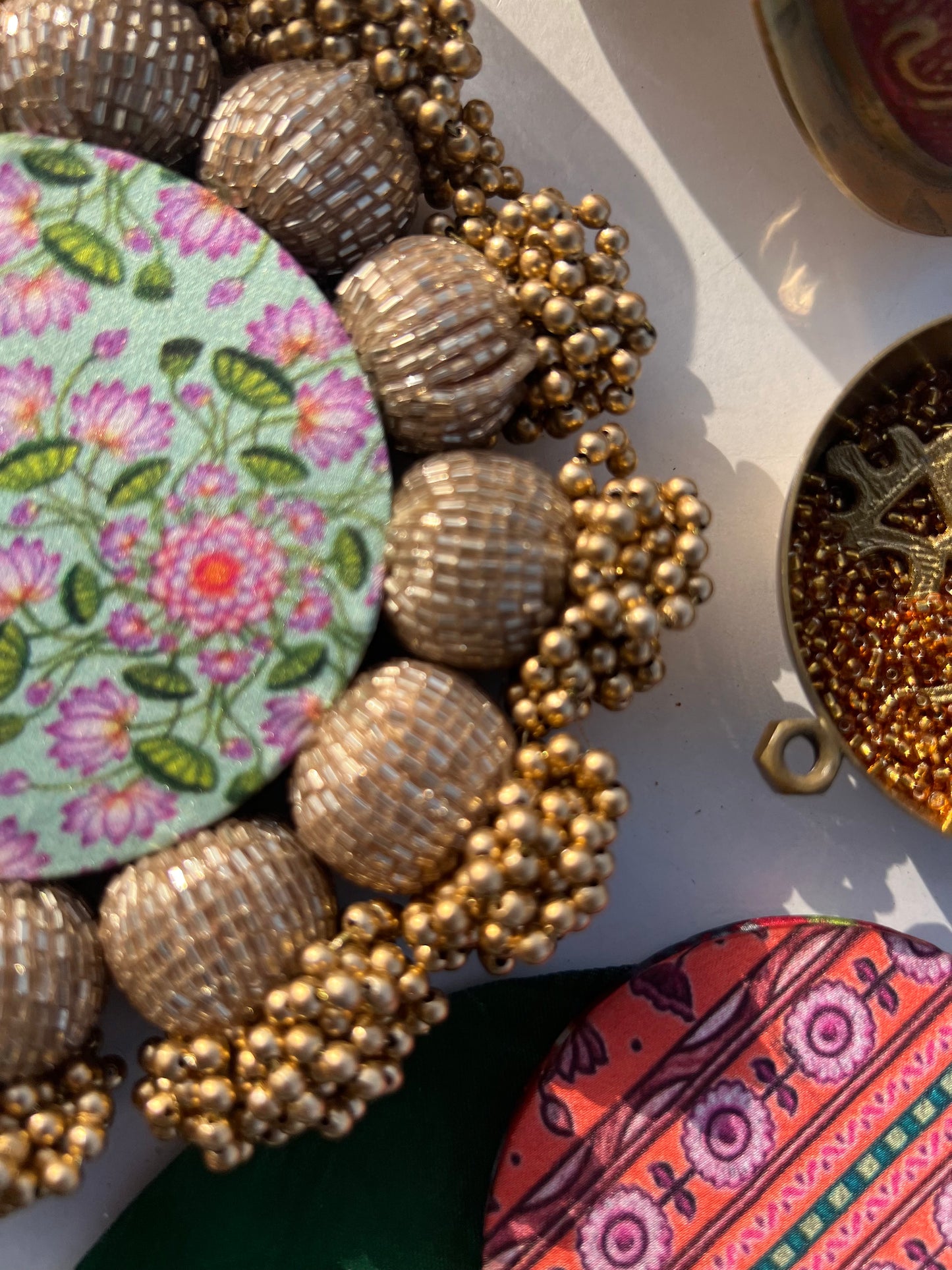 Spherical Mini Pallet: Flare Mor Bani Thangat Kare + Pastel Pistachio Inflorescence Divine Pichwai
