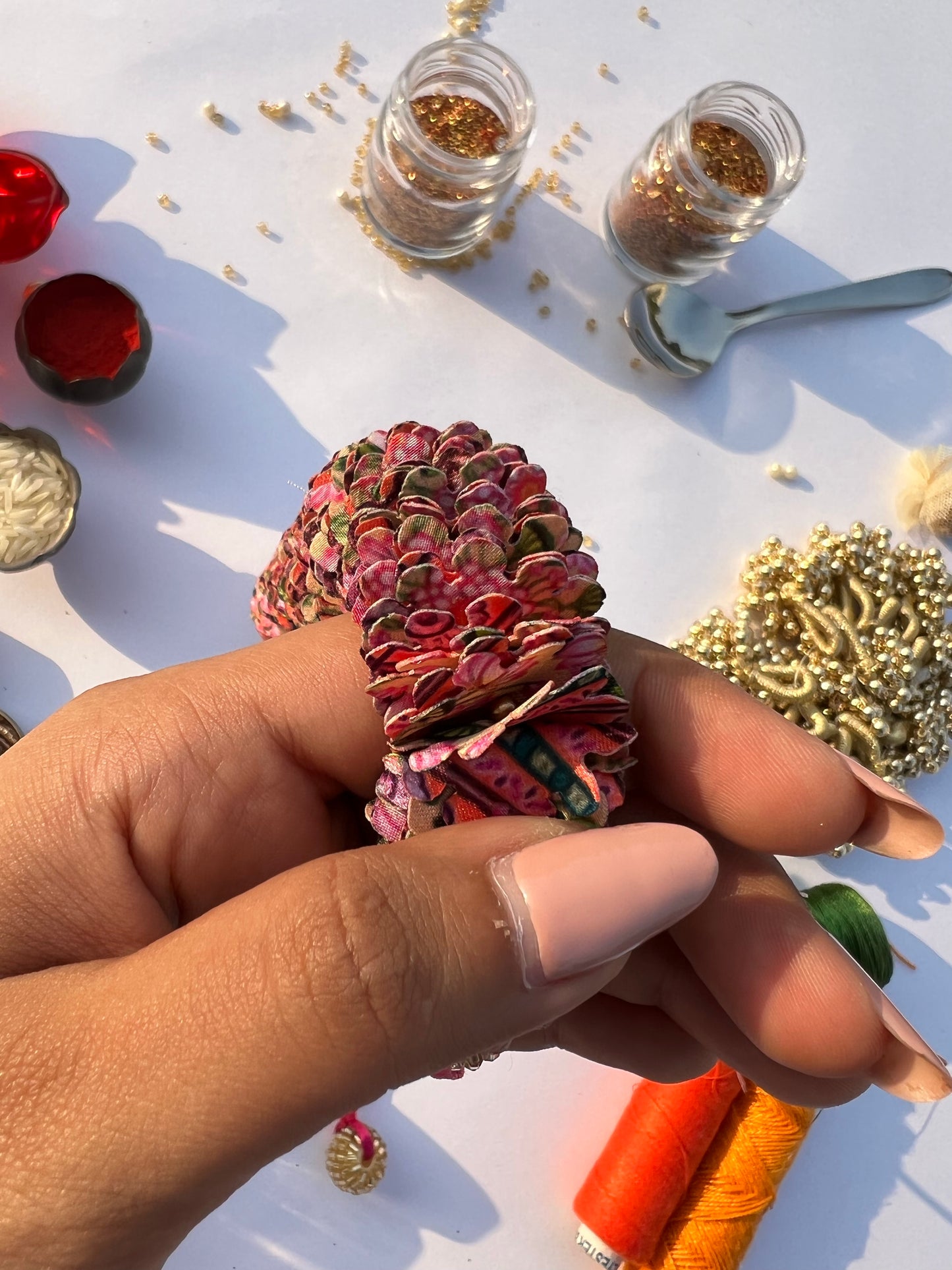 Congruous Divine Pichwai- FLOWER GARLAND FOR HAIR