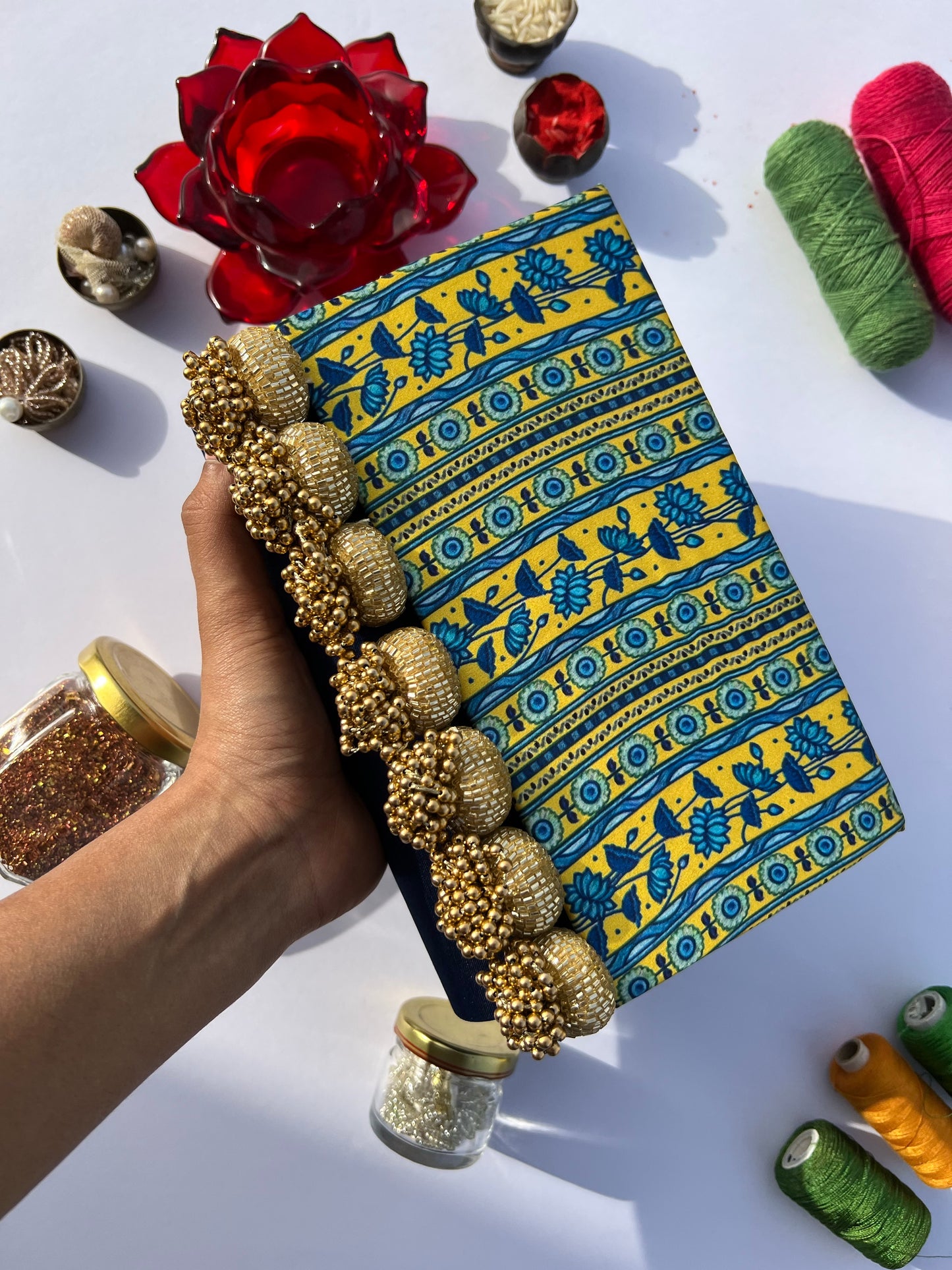 Nalinlata Clutch