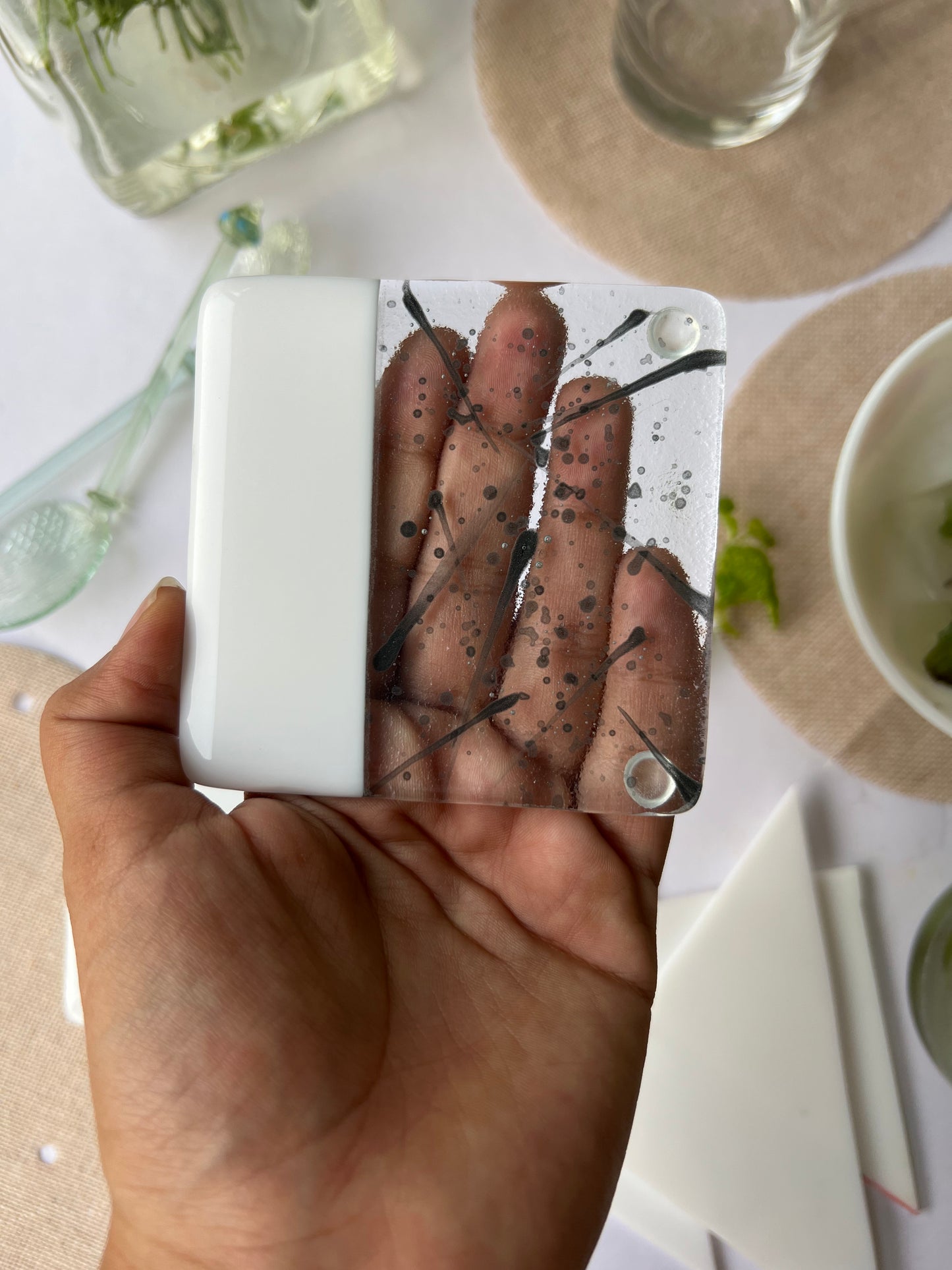 Even-steven Splash & Solid Milk White Fused-Glass Coasters