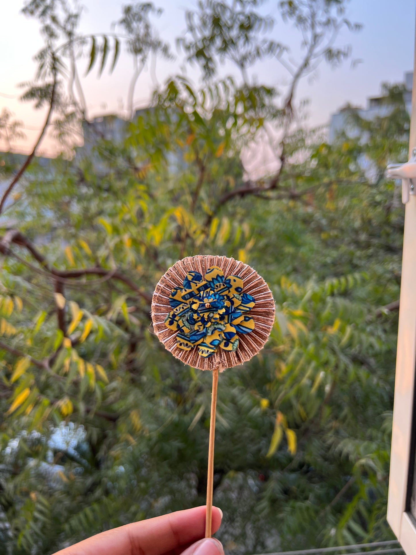 Lemon Yellow Congruous Divine Pichwai + Navy Blue Navratna Patola Trinket