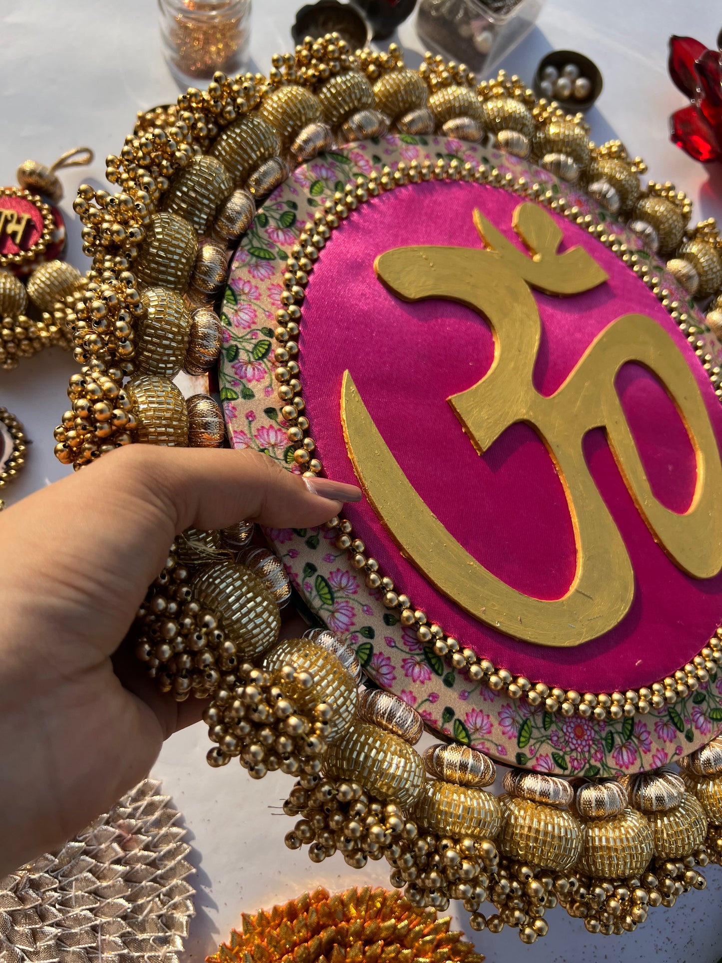 OM  Motif Pallet + Hanging: OG Inflorescence & Bottle Green Navratna Patola