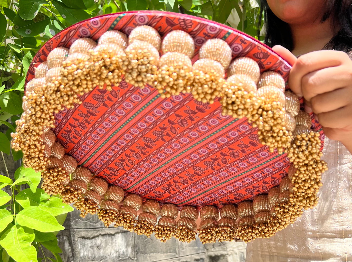 Vermillion Congruous Divine Pichwai + Solid Maroon Dangler Platter (Large)