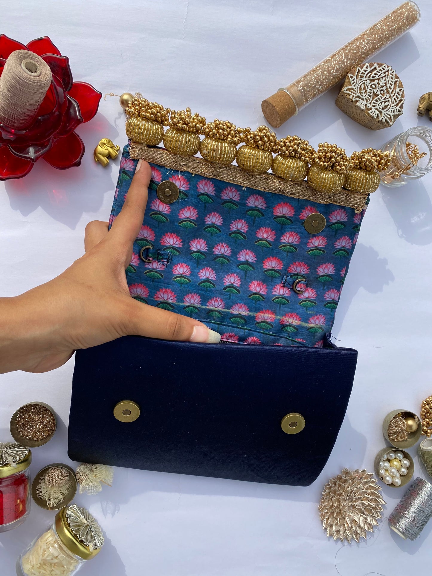 Kamal Baag Clutch