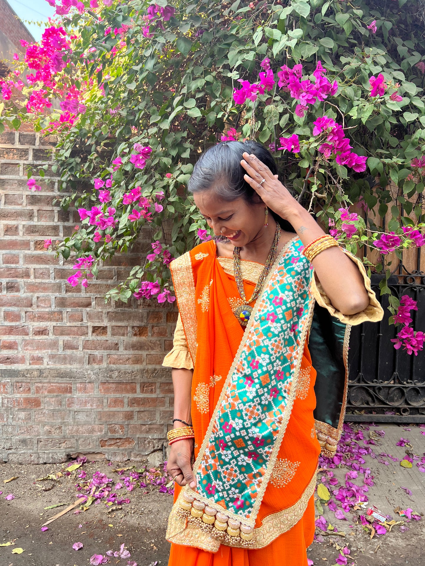 KHES: Panna Hara Navratna Patola + Solid Green