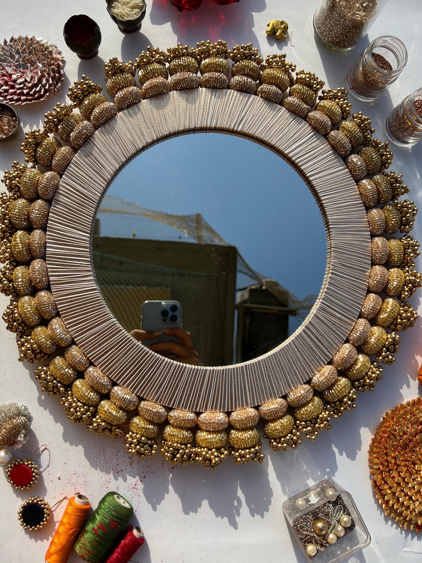 Pastel Pistachio Inflorescence Divine Pichwai Mirror Pallet- Regular
