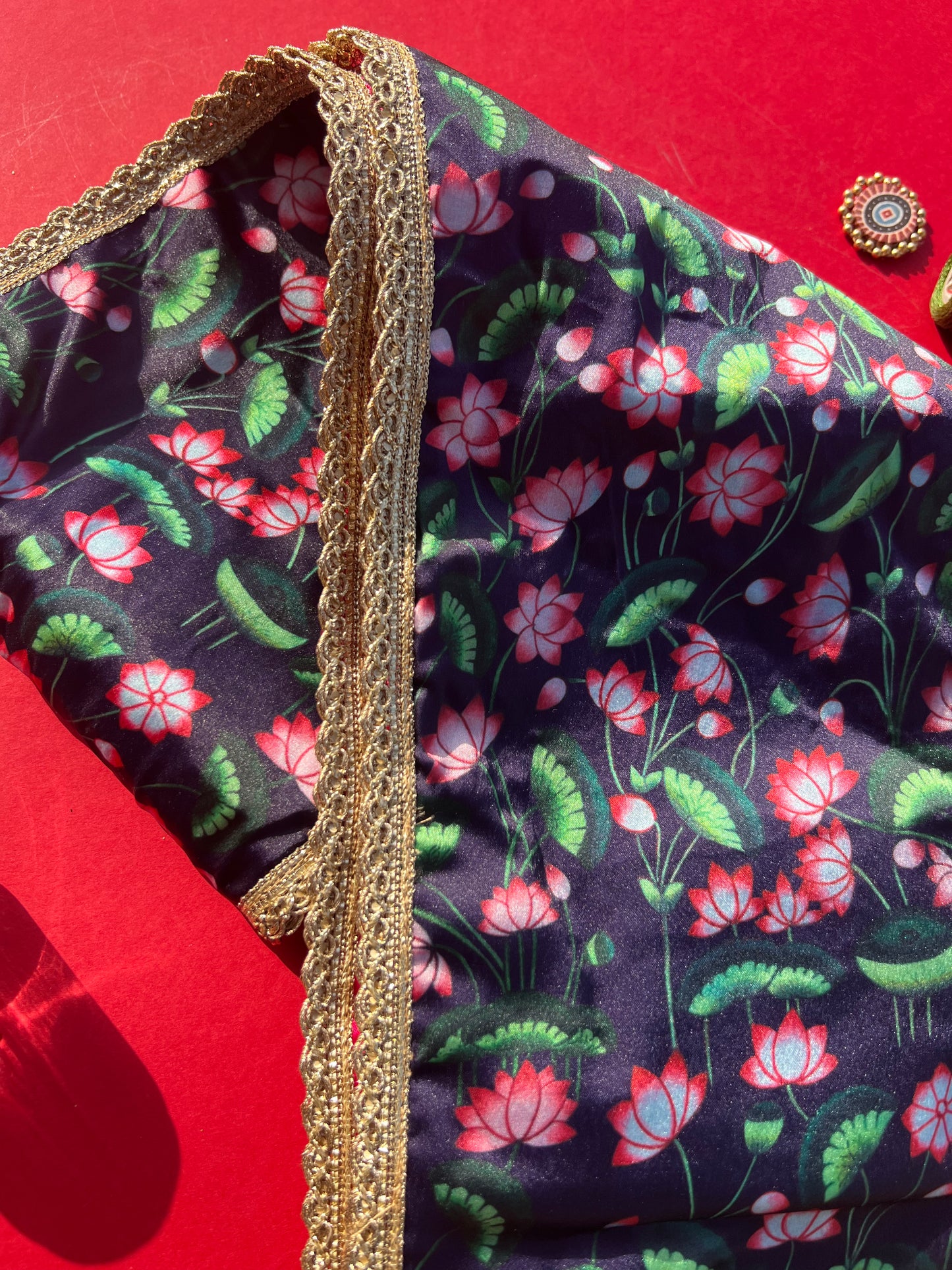 KHES: Gehra Neela Divine Pichwai + Solid Pink