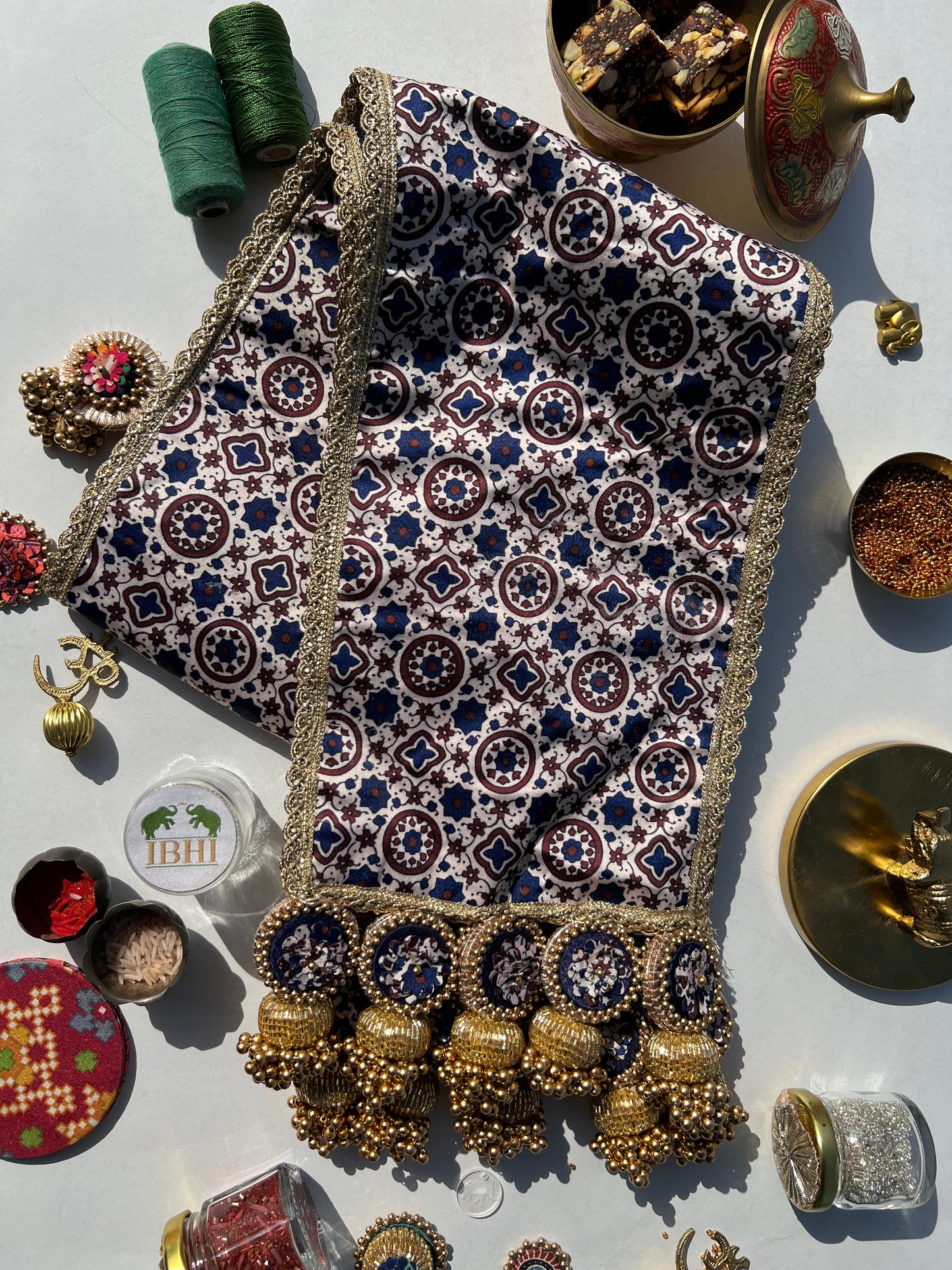 KHES : Royal Jaal Intense Ajrakh + Solid Navy Blue