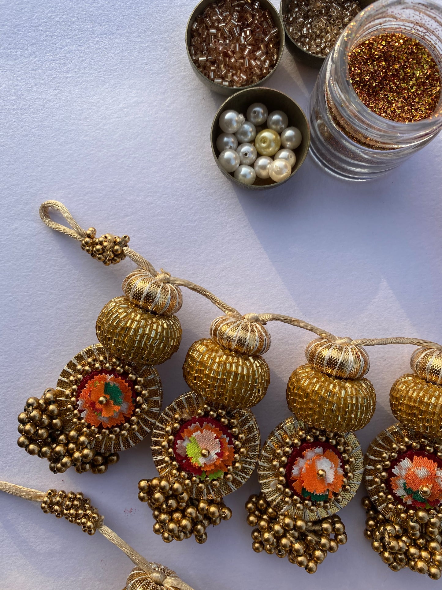 String base classic glass beaded string base toran.