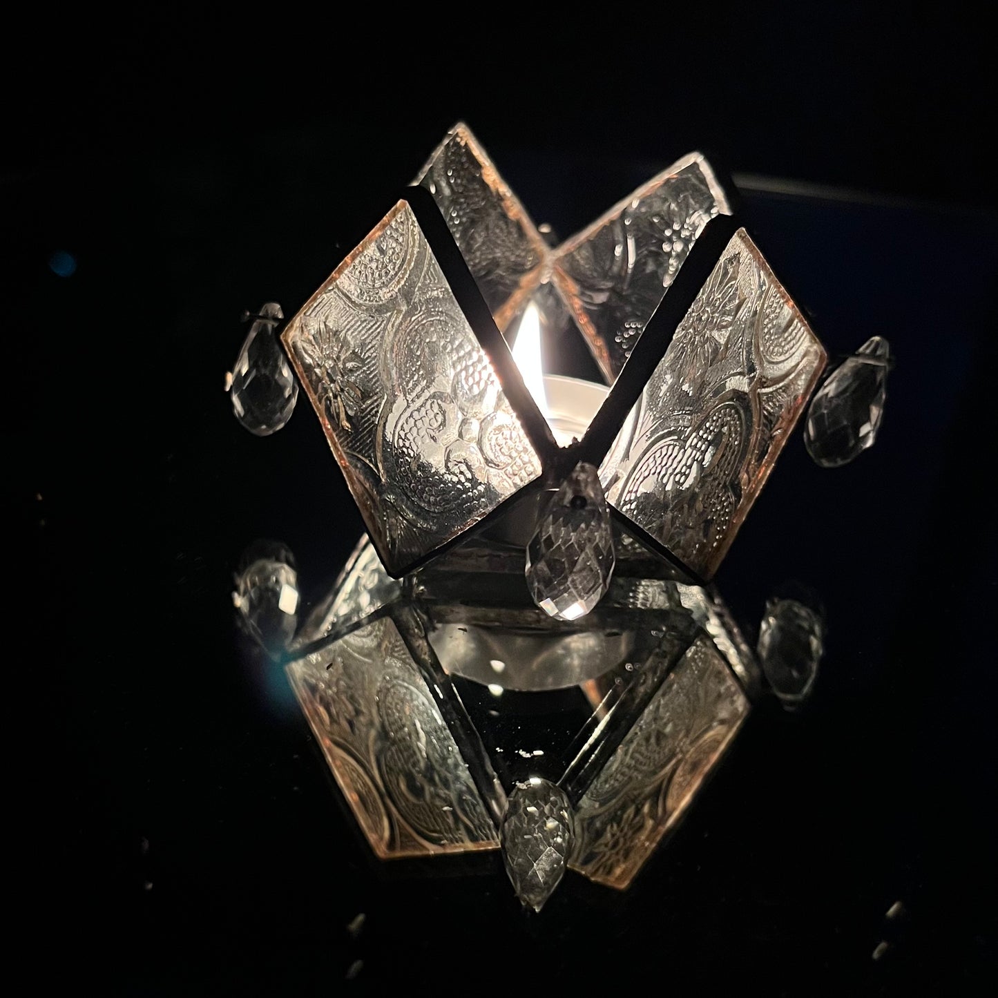 Rhombus Clear Glass Textured Diya