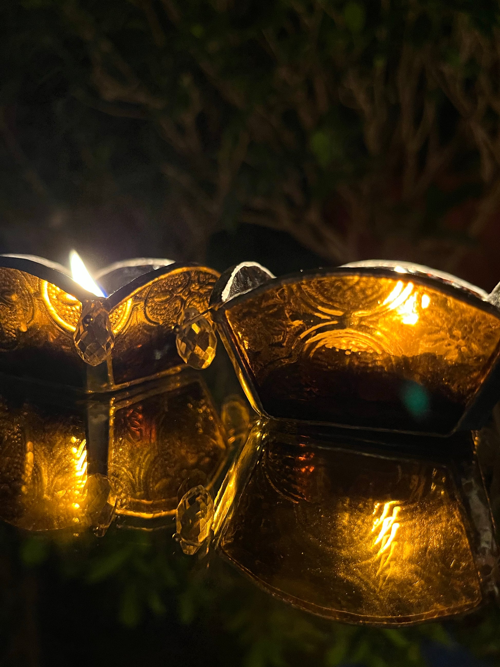 Muddy Mustard Textured Glass Diya