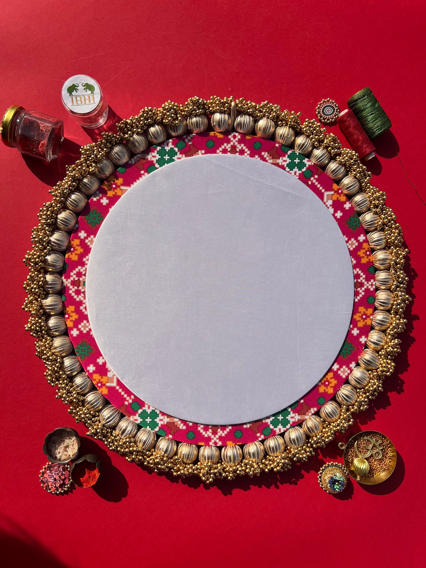 Kumkum Charan Thaal: Gulaabi Navratna Patola