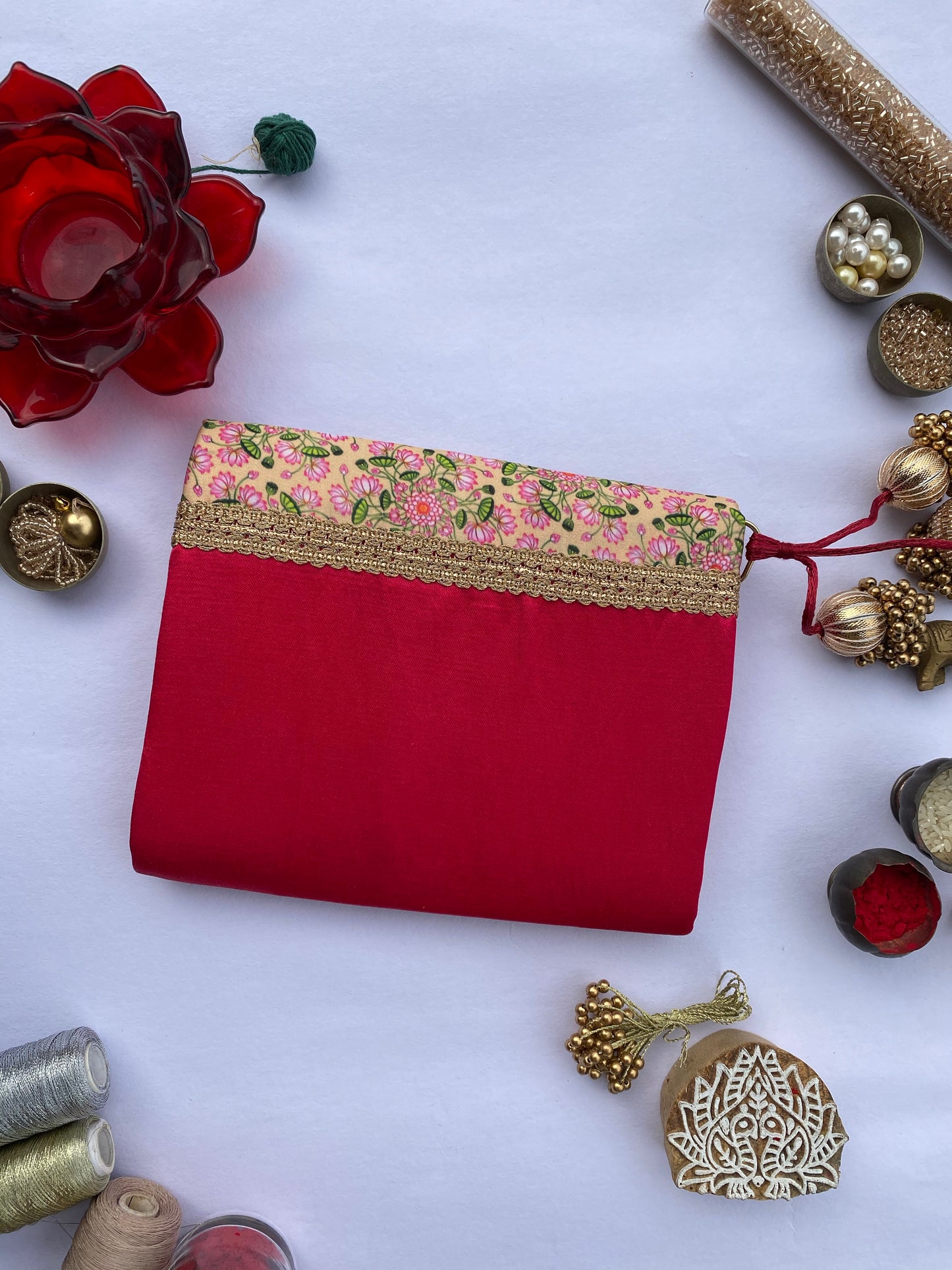 Inflorescence Divine Pichwai Macro Encase Clutch