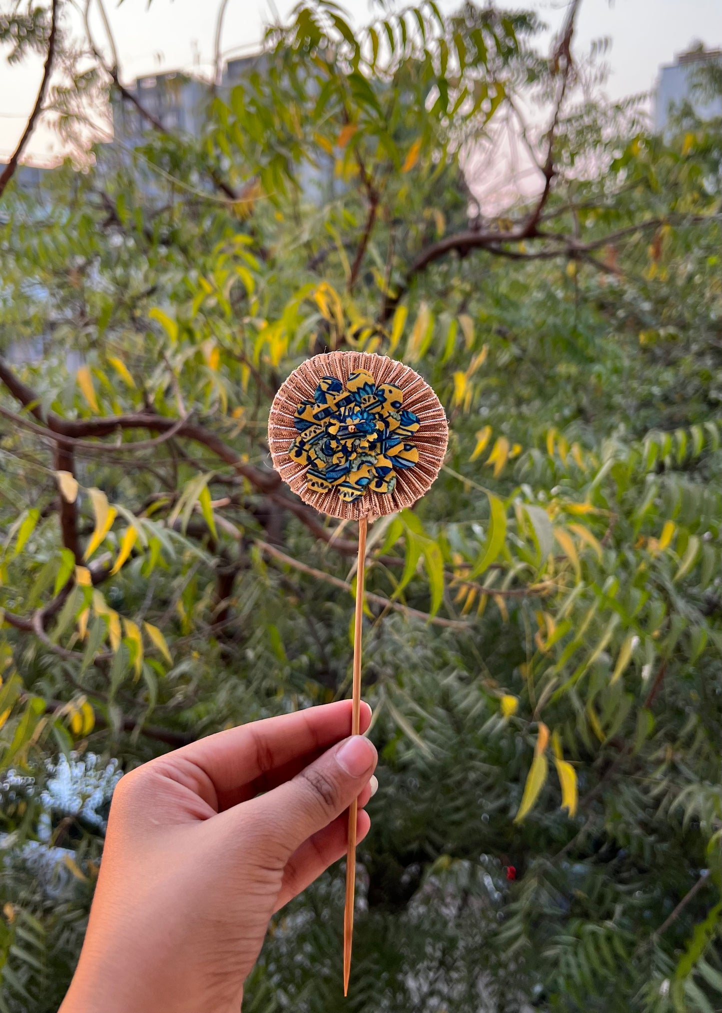 Lemon Yellow Congruous Divine Pichwai + Navy Blue Navratna Patola Trinket
